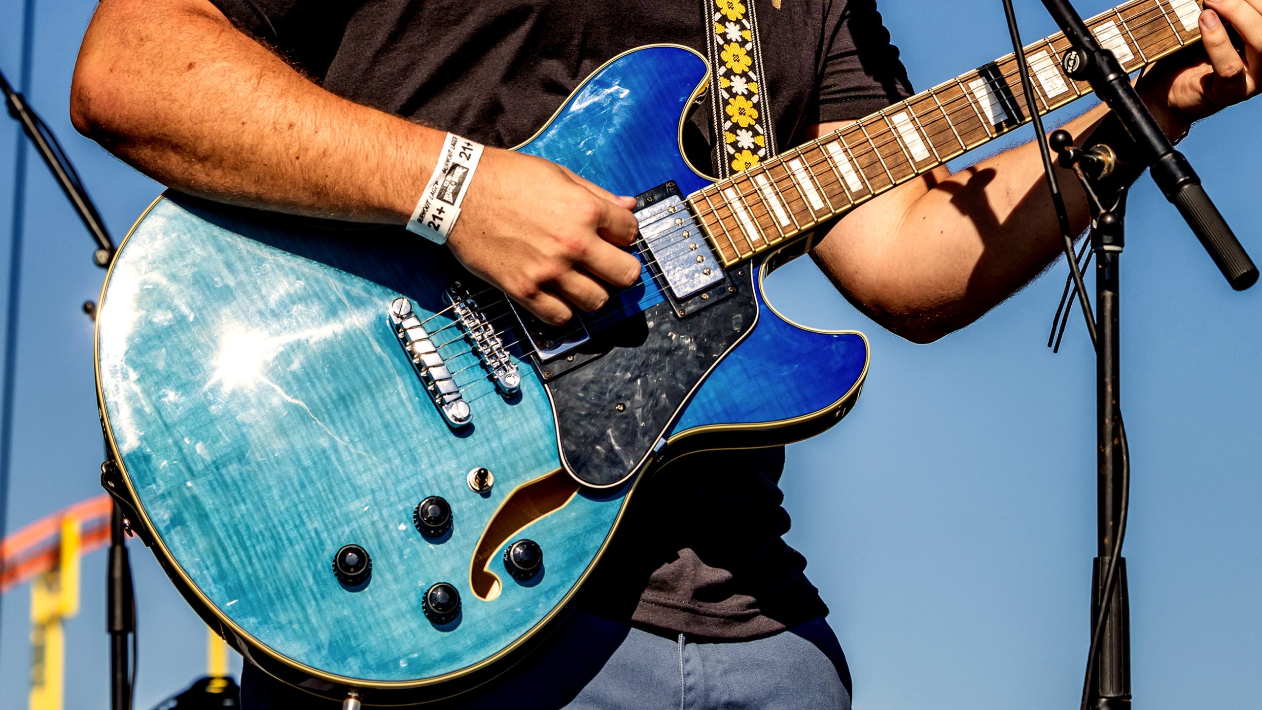 Nic hitchens closeup
